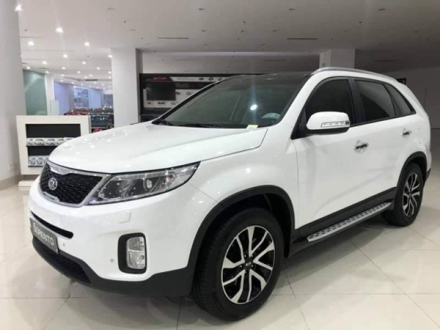 Bán ô tô Kia Sorento sản xuất 2019, màu trắng