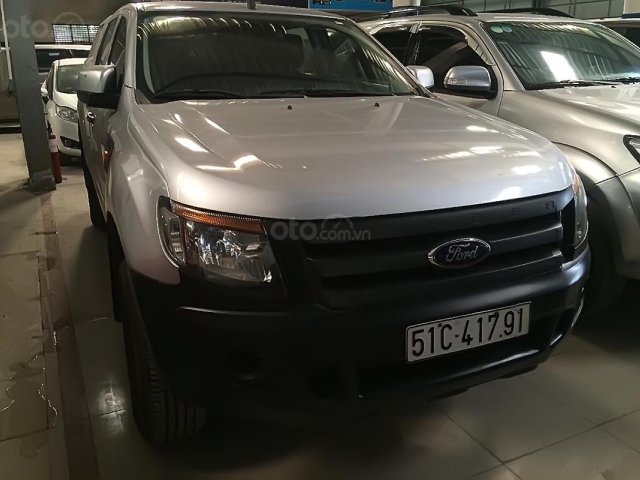 Cần bán xe Ford Ranger XL 2.2L 4x4 MT sản xuất 2014, màu bạc 0