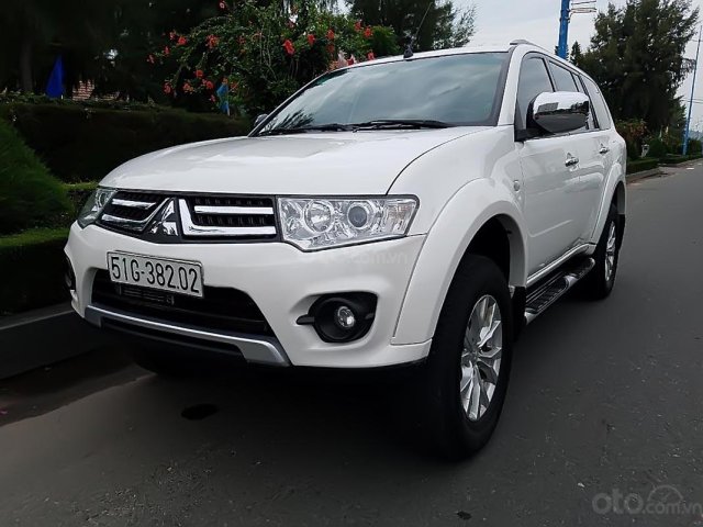 Bán ô tô Mitsubishi Pajero sản xuất năm 2017, màu trắng, xe nhập, giá 700tr0