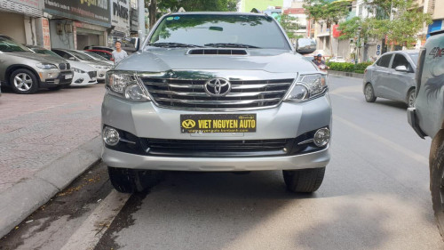 Cần bán lại xe Toyota Fortuner 2.5G MT năm 2015, màu bạc 0