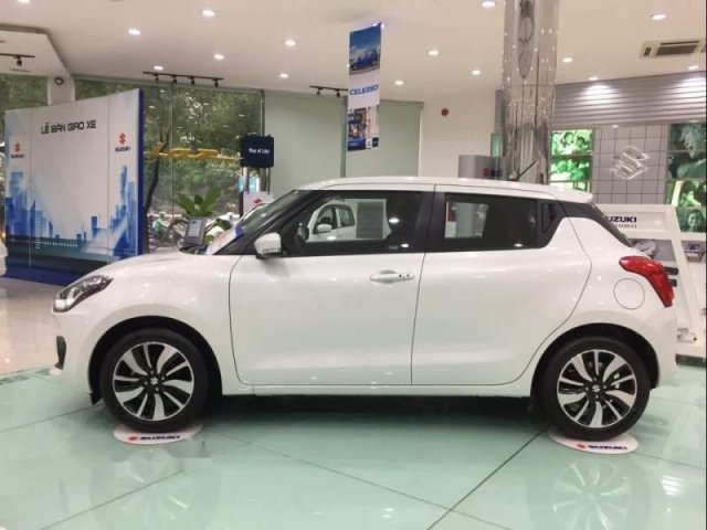 Bán Suzuki Swift GLX đời 2019, màu trắng, xe hoàn toàn mới0