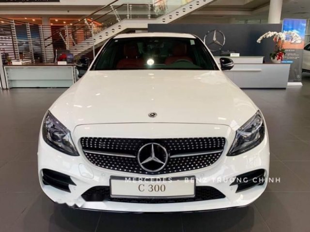 Bán C300 AMG, Sedan hạng C sang trọng - mạnh mẽ và thể thao, là anh cả trong dòng C-Class0