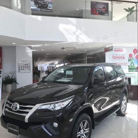 Bán Toyota Fortuner đời 2019, màu đen, nhập khẩu nguyên chiếc