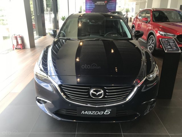 Mazda 6 2.0, vay 85% trả trước 200tr lấy xe, LH: 0376684593