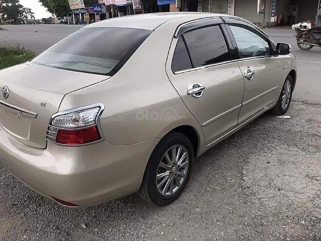 Bán Toyota Vios E đời 2013, màu vàng giá cạnh tranh0