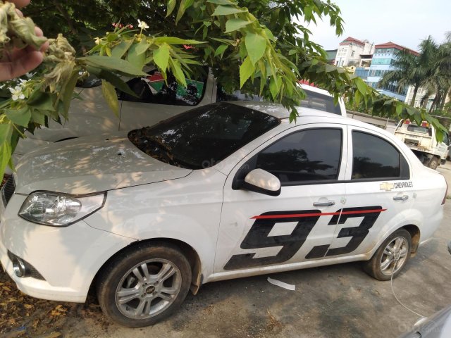 Bán Chevrolet Aveo đời 2018, màu trắng, giá 330tr0