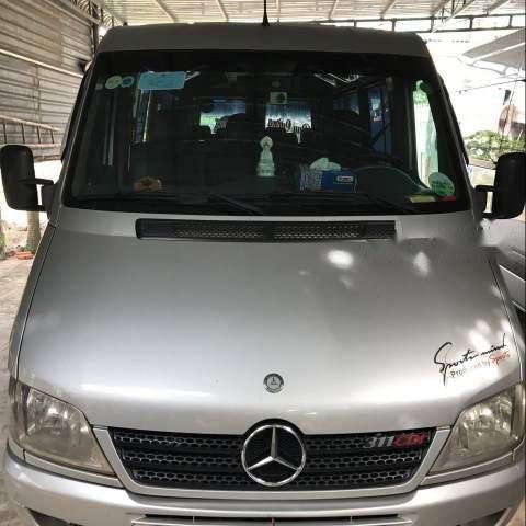 Cần bán gấp Mercedes MT sản xuất năm 2009, màu bạc, Đk 12/2009