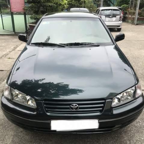 Cần bán gấp Toyota Camry đời 1998, nhập khẩu nguyên chiếc chính chủ, 235 triệu