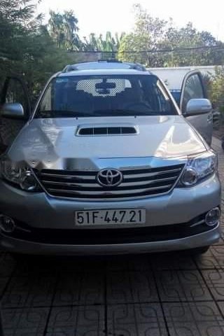 Bán Toyota Fortuner đời 2017, màu bạc, nhập khẩu nguyên chiếc, xe chính chủ