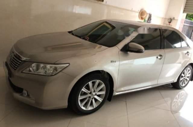 Bán Toyota Camry 2.5G sản xuất năm 2013 xe gia đình