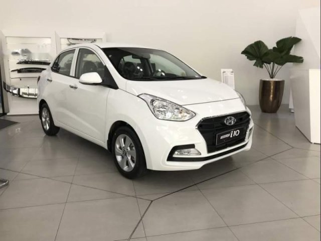 Bán Hyundai Grand i10 1.2 AT đời 2019, giá tốt, giao xe nhanh toàn quốc