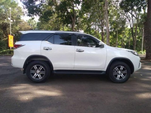 Bán ô tô Toyota Fortuner 2017, màu trắng, máy dầu