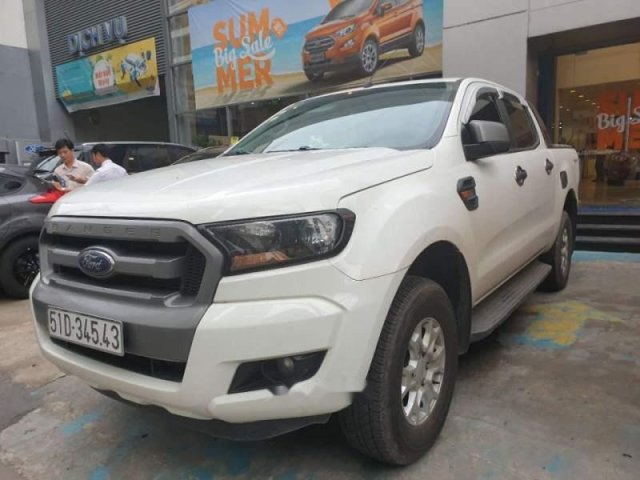 Bán Ford Ranger XLS AT 2.2 sản xuất năm 2016, màu trắng, nhập khẩu, ngay chủ0