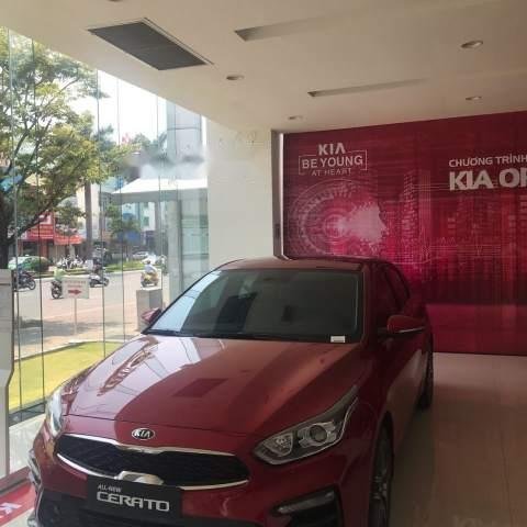 Bán xe Kia Cerato MT năm sản xuất 2019, màu đỏ, 559 triệu