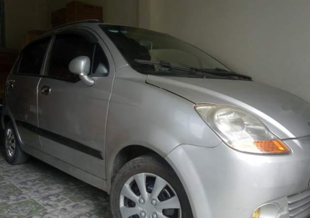 Bán Chevrolet Spark năm 2009, màu bạc, côn số ngọt ngào0