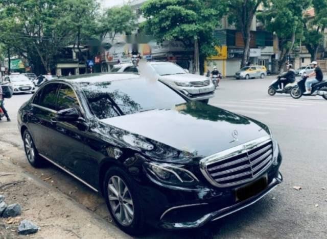 Cần bán xe Mercedes E200 2018, đăng ký 03.20190