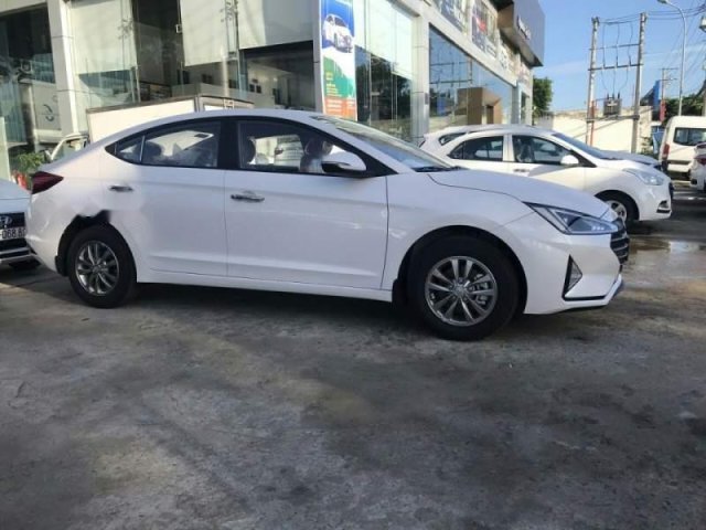 Bán Elantra 2019 mới ra mắt, bản 1.6MT0