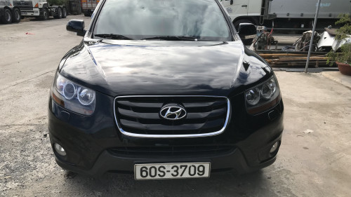 Bán Hyundai Santa Fe 2.0 AT đời 2009, màu đen, 640tr
