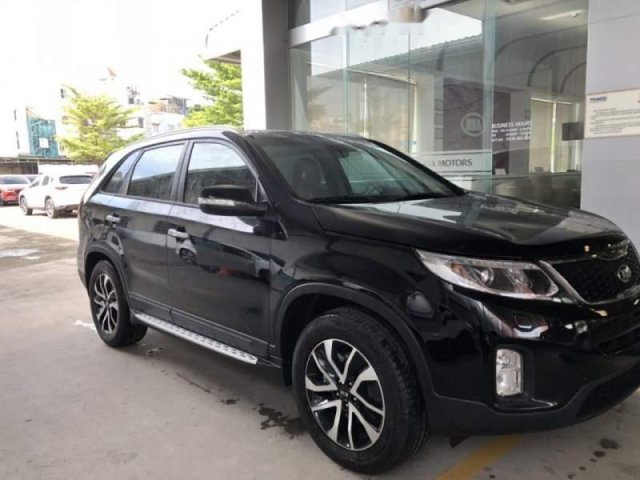 Cần bán Kia Sorento 2019, màu đen, 799 triệu