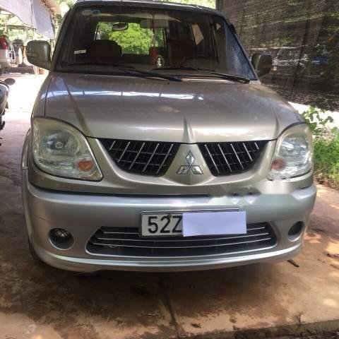 Bán ô tô Mitsubishi Jolie đời 2006, nhập khẩu, xe đang sử dụng tốt0