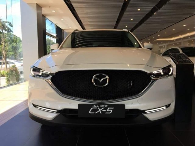 Cần bán Mazda CX 5 sản xuất năm 2019, màu trắng  0