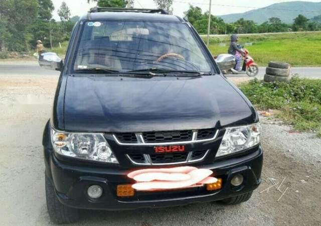 Gia đình bán xe Isuzu Hi lander năm 2009, màu đen
0