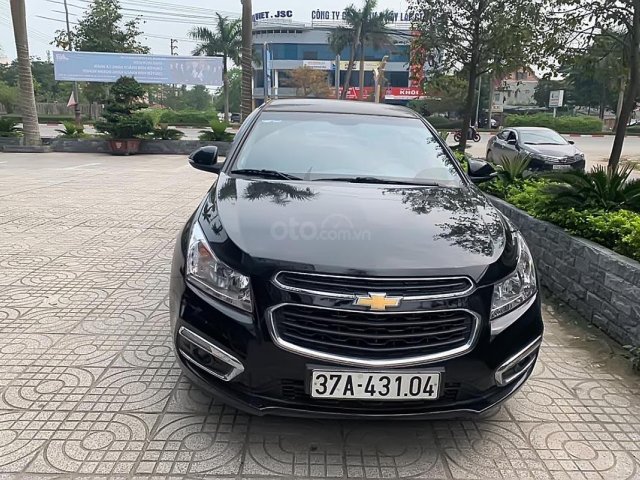 Bán Chevrolet Cruze LT 1.6L năm sản xuất 2017, màu đen