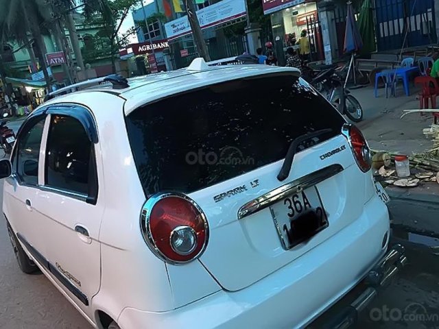 Bán Chevrolet Spark LT 0.8 MT 2009, màu trắng, xe gia đình0