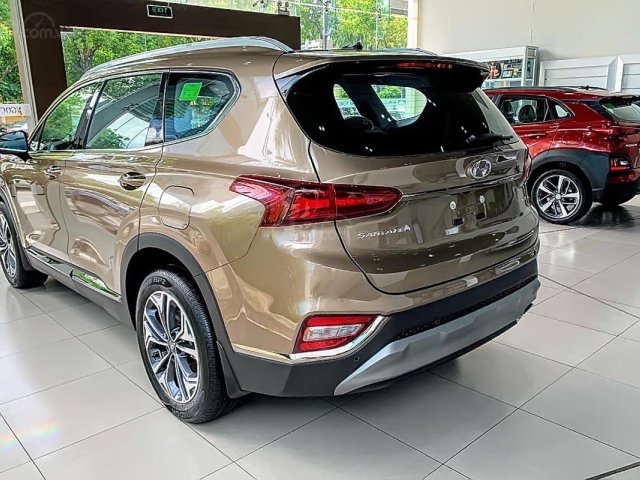 Bán Hyundai Santa Fe 2.4L HTRAC năm sản xuất 2019, màu nâu