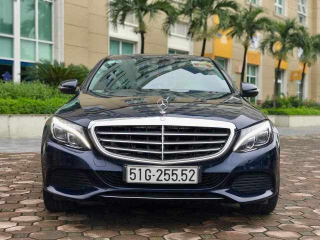 Cần bán xe Mercedes C250 Exclusive ĐK 2017, màu xanh cavansize0