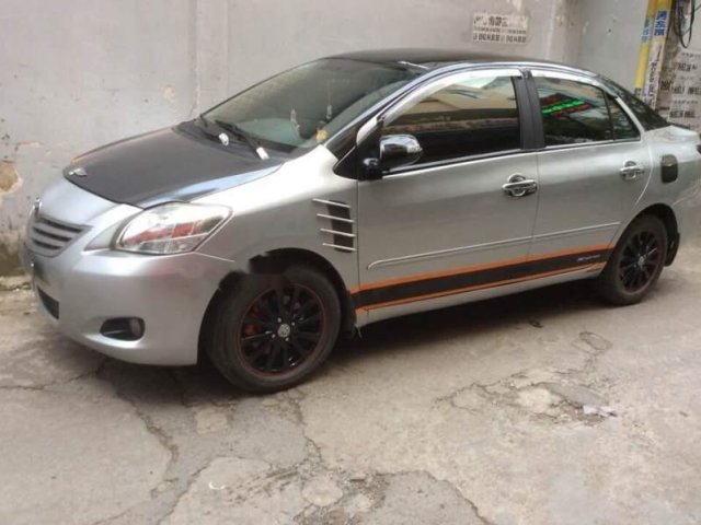 Bán Toyota Vios đời 2010, màu bạc, nhập khẩu