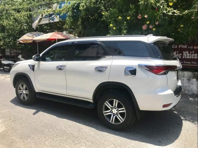 Bán xe Toyota Fortuner sản xuất năm 2017, màu trắng, nhập khẩu nguyên chiếc, chính chủ