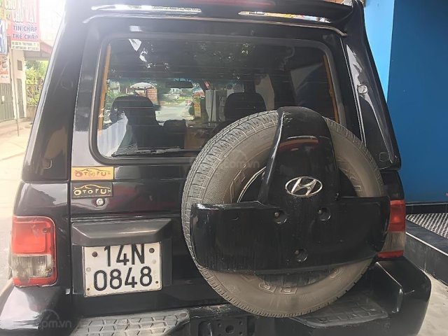 Bán Hyundai Galloper 2.5 MT 2003, màu đen, xe nhập 