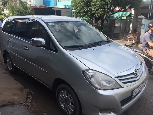 Bán Toyota Innova 2010, màu bạc, nhập khẩu0