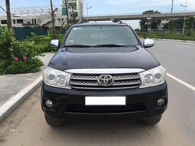 Bán Toyota Fortuner V 2009, màu đen, giá cạnh tranh