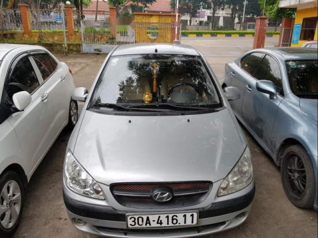 Cần bán gấp Hyundai Getz đời 2009, màu bạc  