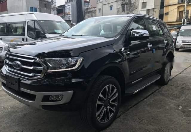 Bán xe Ford Everest 2019, màu đen, nhập khẩu 