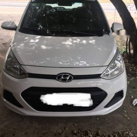 Bán Hyundai Grand i10 đời 2015, màu trắng, chính chủ