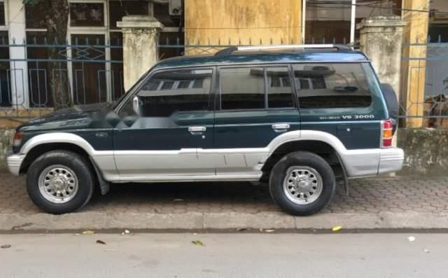 Cần bán Mitsubishi Pajero đời 2003, xe gia đình