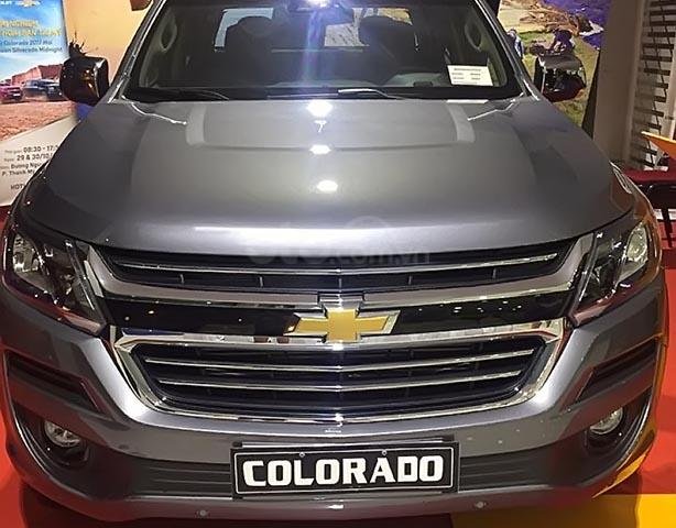 Bán Chevrolet Colorado LTZ 2.5L 4x4 AT đời 2019, màu xám, xe nhập giá cạnh tranh0