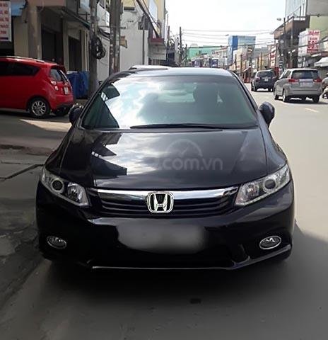 Bán xe Honda Civic 2013, màu đen giá cạnh tranh0