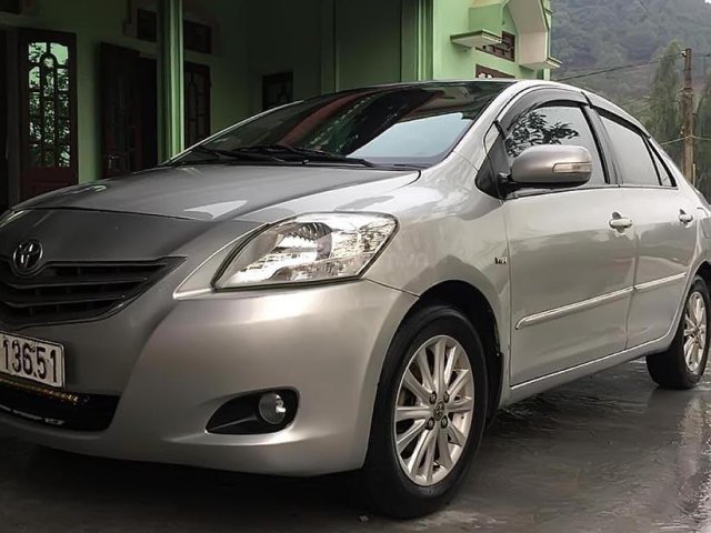 Bán Toyota Vios Limo sản xuất 2010, màu xám, 270tr