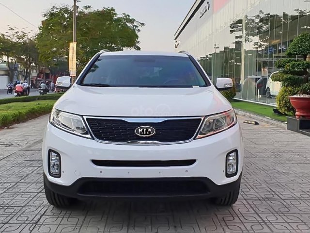 Bán xe Kia Sorento Delu G sản xuất năm 2019, màu trắng sang trọng