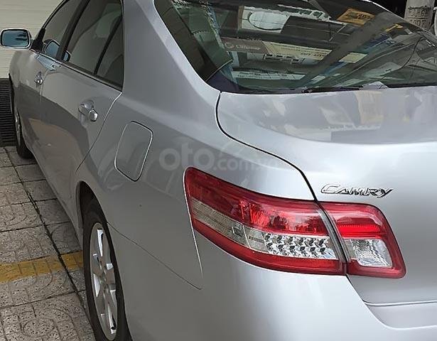 Bán Toyota Camry năm sản xuất 2009, màu bạc, nhập khẩu