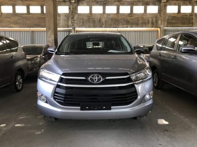 Bán xe Toyota Innova sản xuất năm 2019, màu bạc