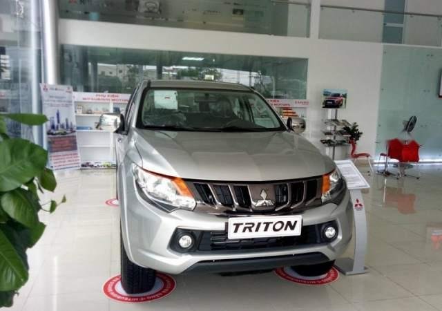 Bán Mitsubishi Triton năm sản xuất 2019, màu bạc, nhập khẩu nguyên chiếc0