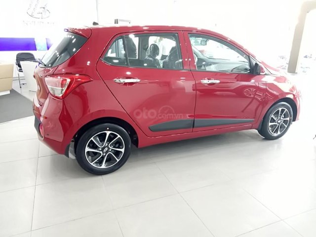 Bán Hyundai Grand i10 1.2 MT đời 2019, màu đỏ