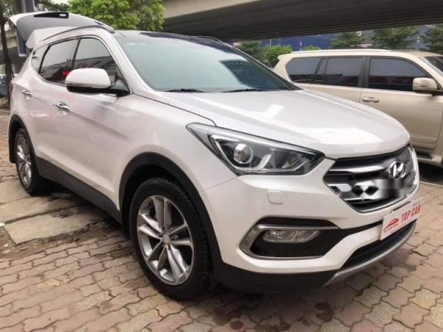 Bán xe Hyundai Santa Fe 2.2AT CRDi 2018, máy dầu, xe đăng kí tên tư nhân 1 chủ - Đẹp xuất sắc0