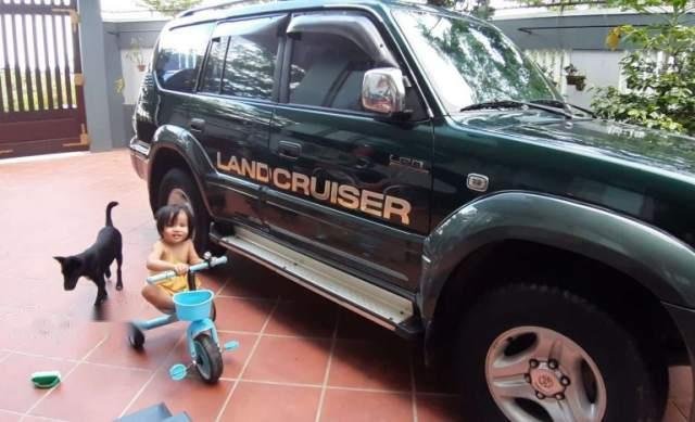 Bán xe Land Cruiser máy dầu, bốn máy, đăng ký 5 chỗ, hai cầu