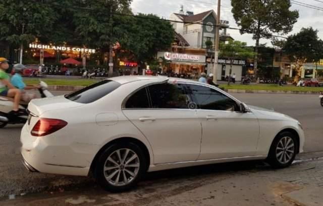 Bán Mercedes Benz E200 sản xuất 2018, Đăng ký ý tháng 1 năm 2019